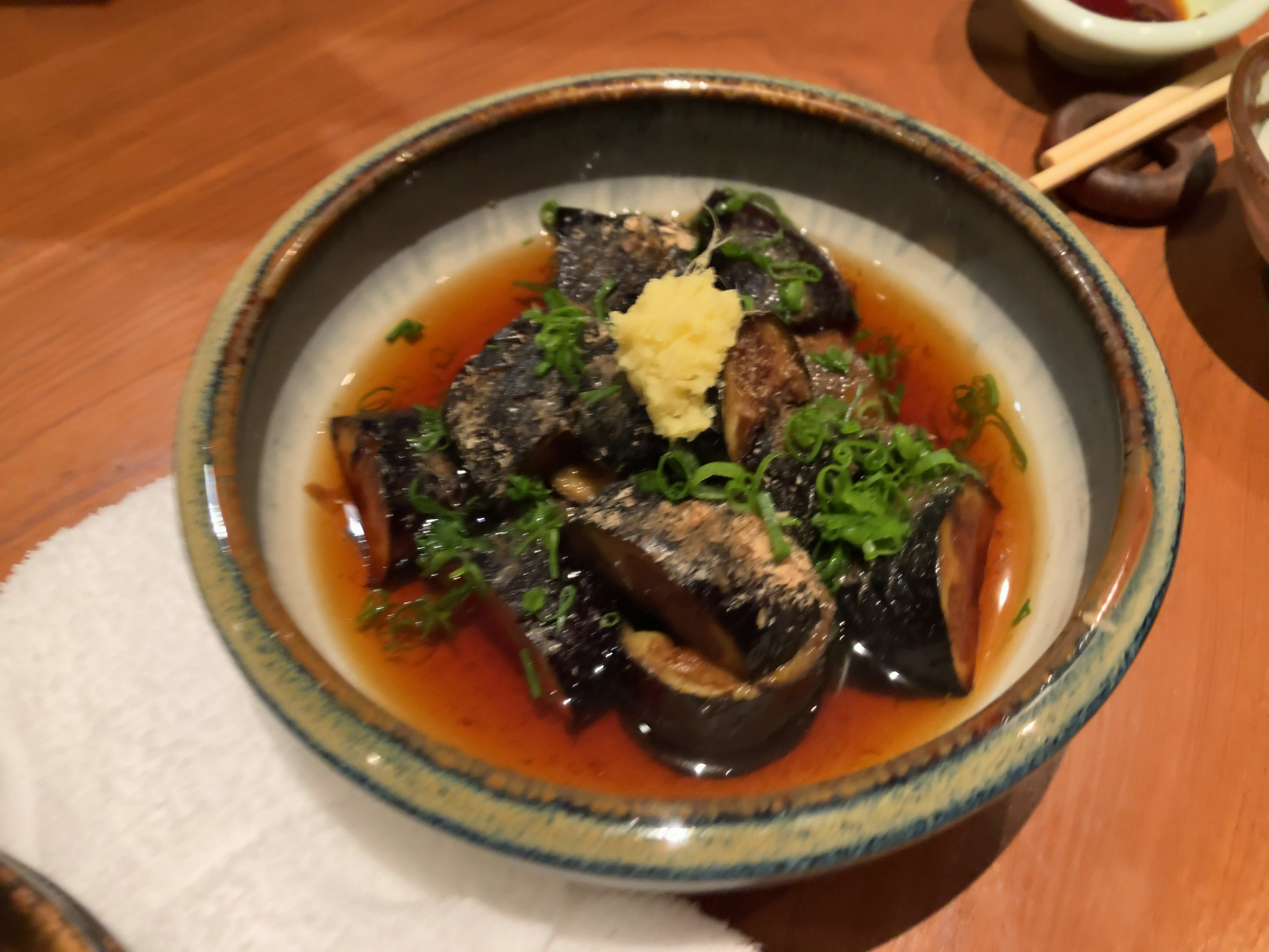 ２つ上のナスのおひたしみたいなやつ