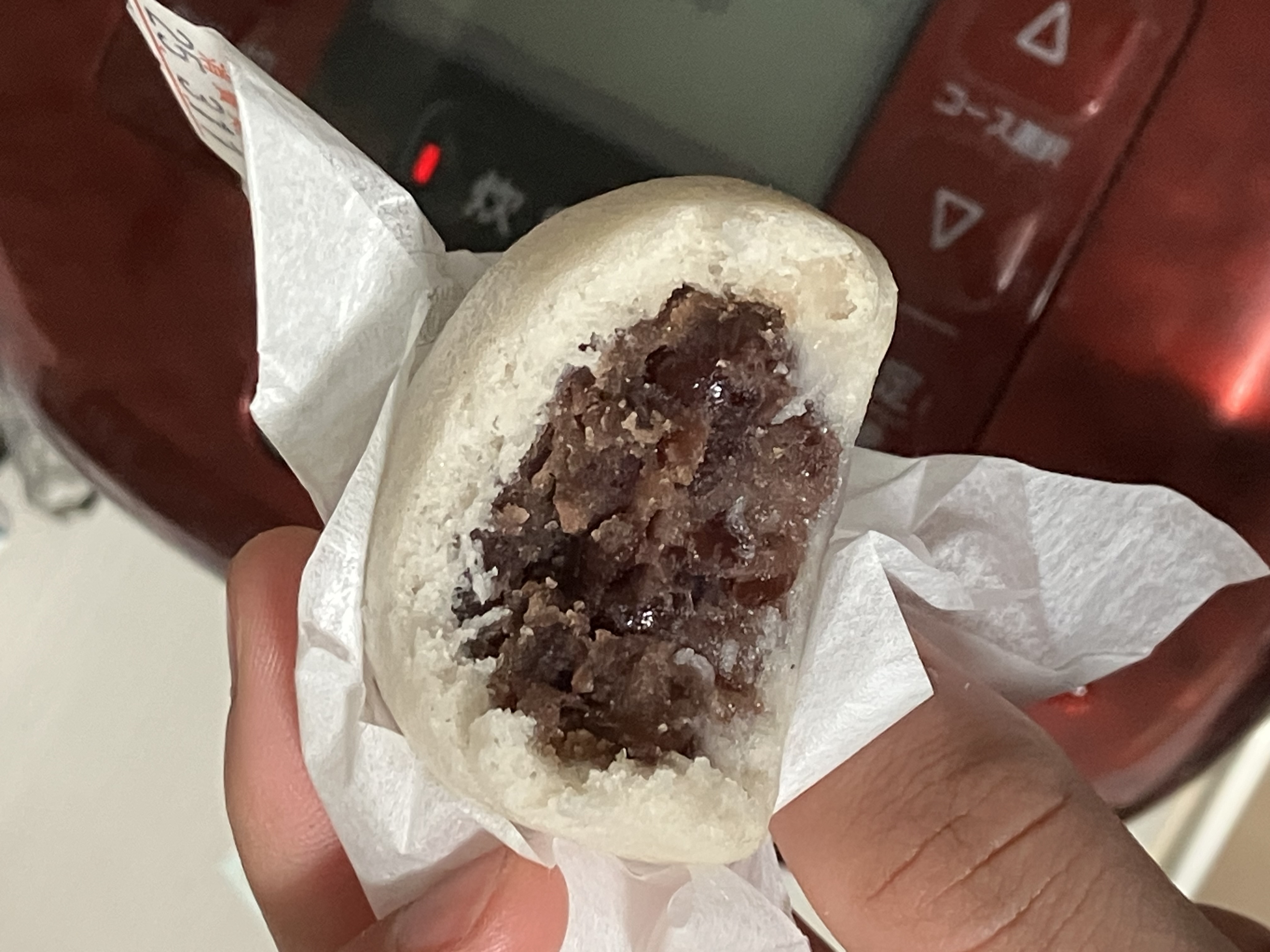 蕎麦薯蕷饅頭をかじったところ