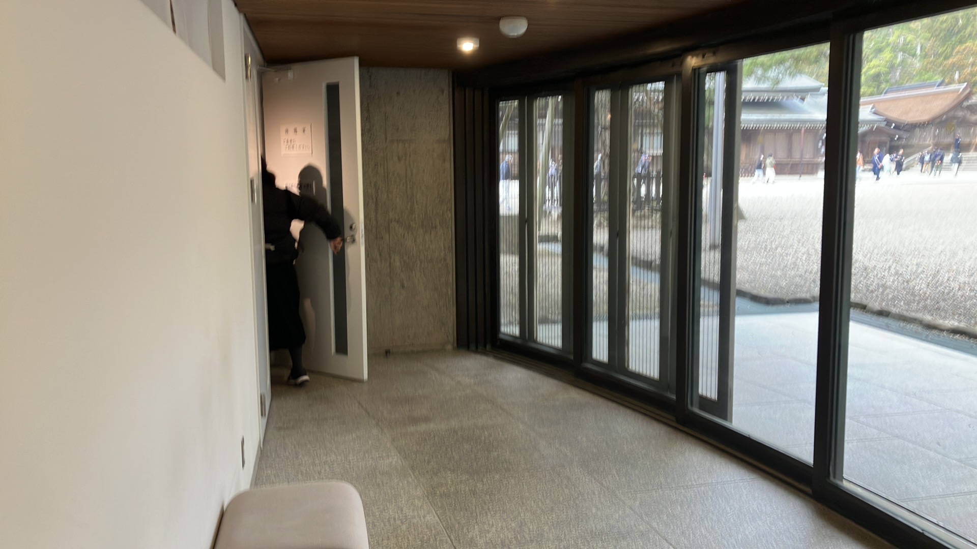 ビデオが見られる部屋パノラマ1枚目